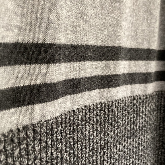 Karen Scott XXL Grey Woman’s Sweater - Picture 5 of 8